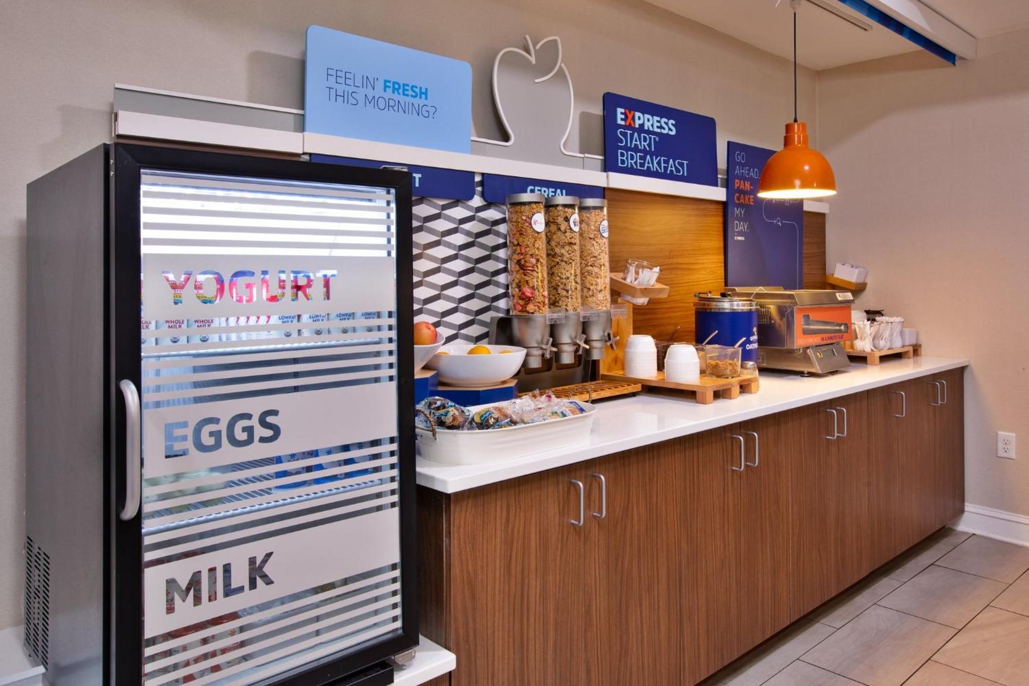 Holiday Inn Express Hotel & Suites - Sumter By Ihg Ngoại thất bức ảnh